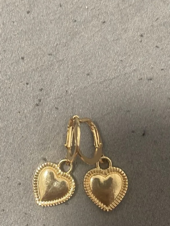 Assorted earrings - Picture 6 of 11